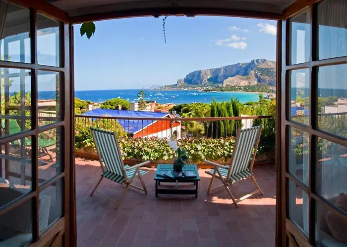 Bed and Breakfast Il Glicine sul Golfo Mondello